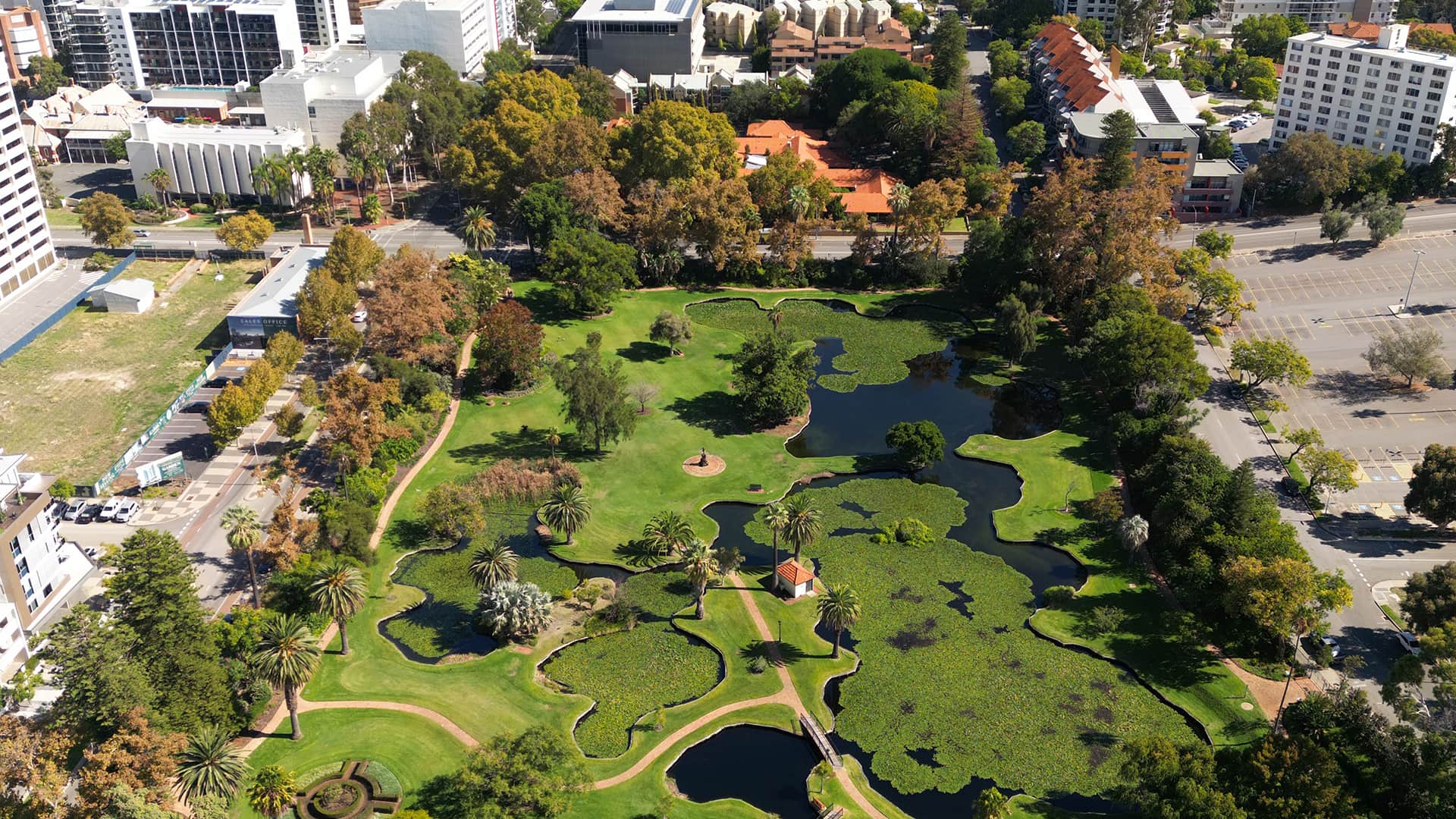 Large-scale flood hazard assessment