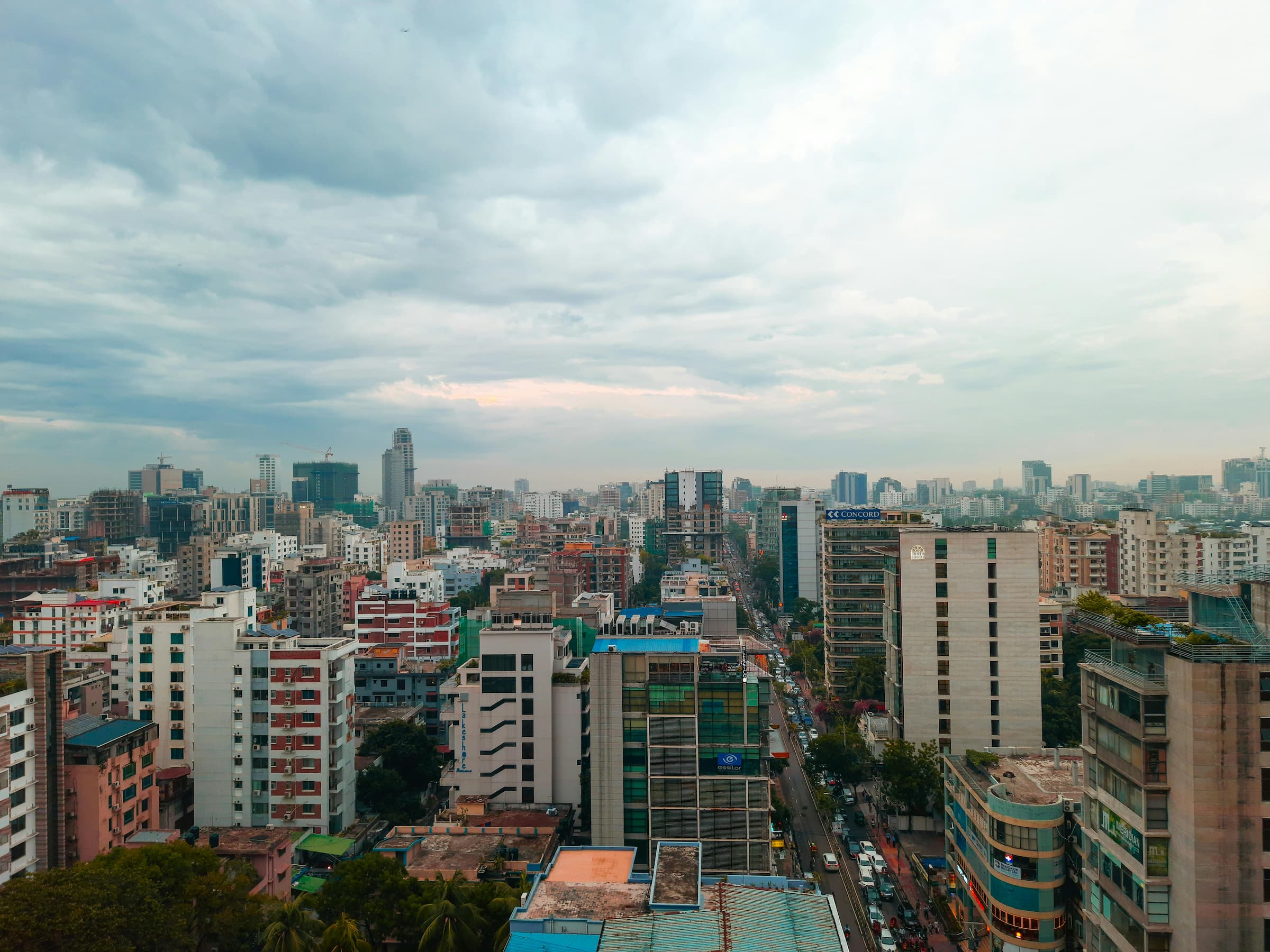 Large-scale flood hazard assessment